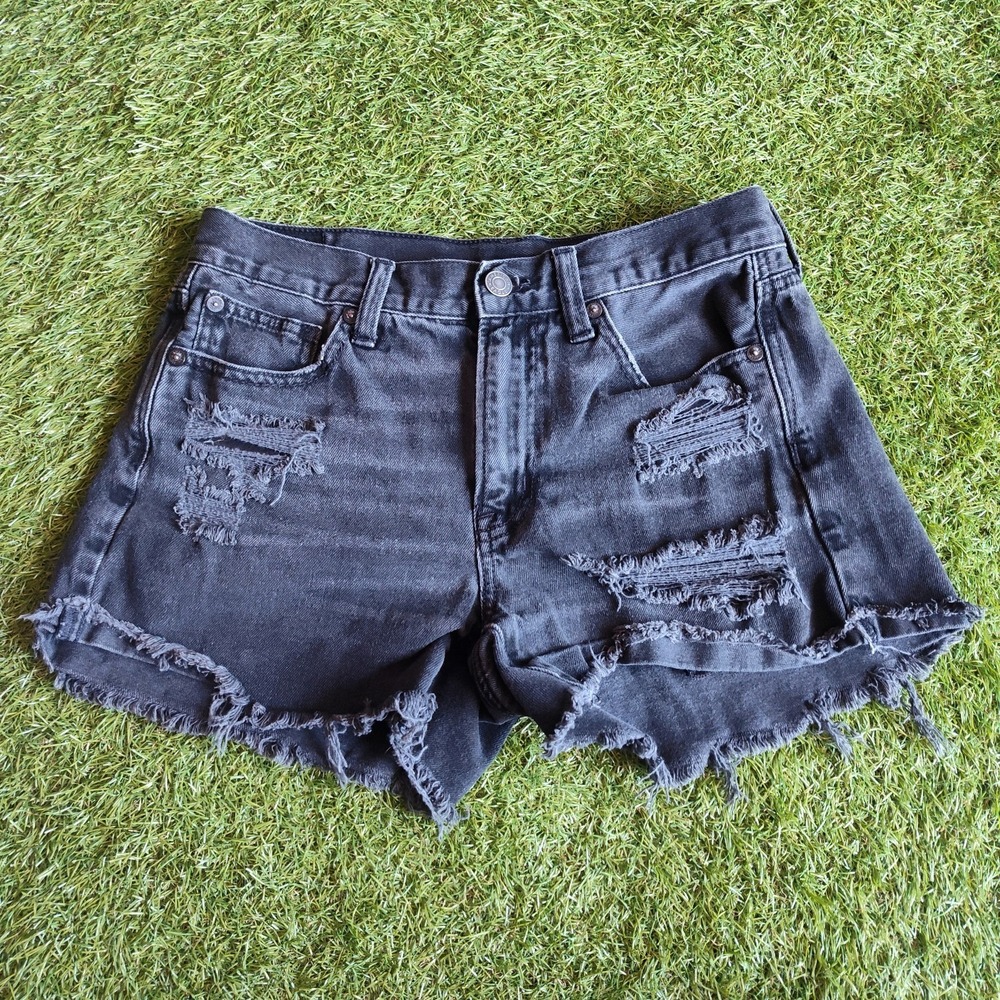 American Eagle Black Shorts Size 4 Hi Rise Festival Midi Distressed Denim AEO